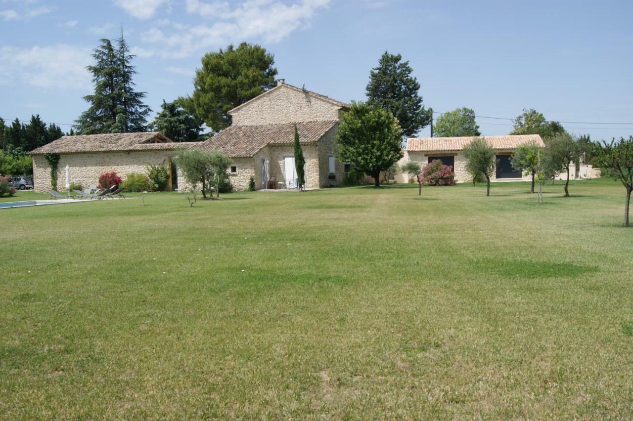 Gites Dans Mas En Pierres Robion en Luberon Buitenkant foto